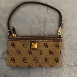 NWOT - Dooney and Bourke small logo canvas wristlet purse